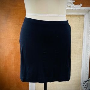 Yest black skirt NWT